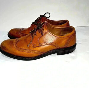 Johnston and Murphy Mens Brown Wingtip 👞 shoes